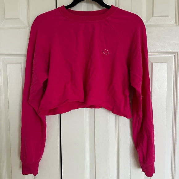Spiritual gangster. Long sleeve fuchsia, pink pink cropped sweatshirt. - Picture 4 of 9